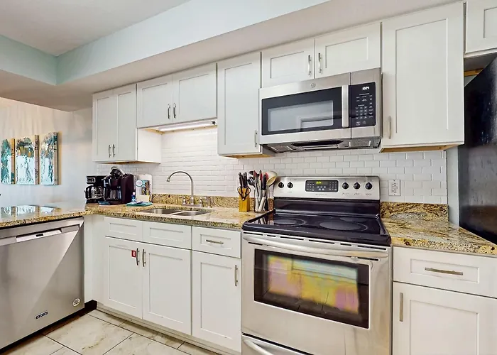 Holiday home Beachfront With Private Balcony Outdoor Pool Direct Access & Views Gulf Shores