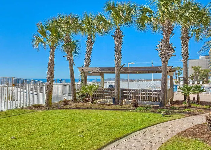 Holiday home Beachfront With Private Balcony Outdoor Pool Direct Access & Views *