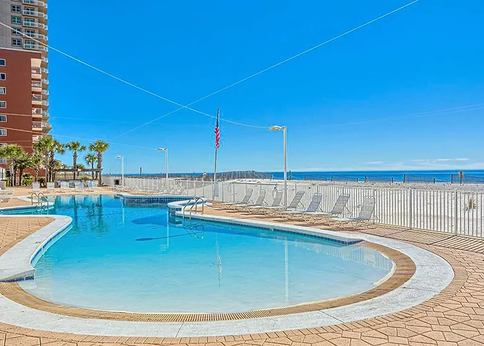 Beachfront With Private Balcony Outdoor Pool Direct Access & Views Holiday home